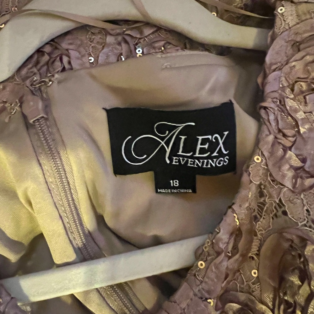 Women’s size 18 gown